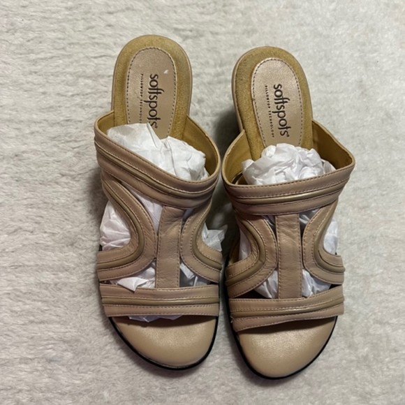 Softspots Beige Slip On Leather Wedge Sandals Pillowtop Technology Size 8 - Picture 3 of 12